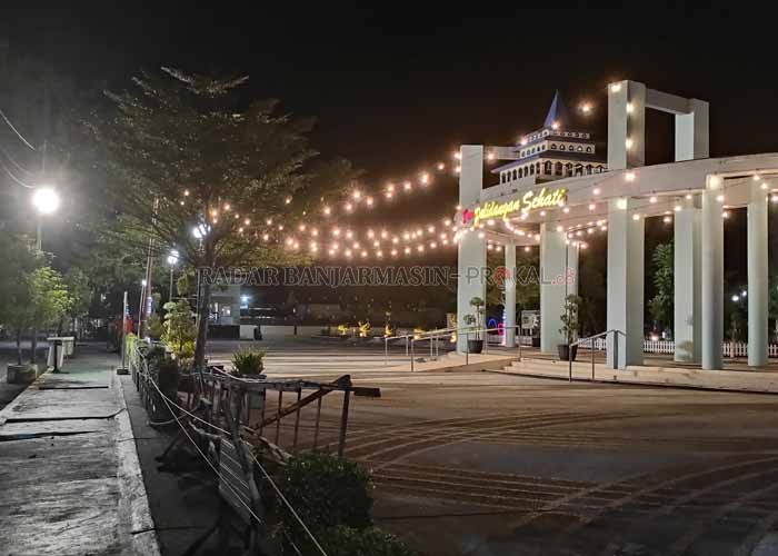 DIBUKA: PPKM Level II, RTH dan Taman bermain yang dikelola Dispera KPLH dibuka. FOTO SALAHUDIN/RADAR BANJARMASIN