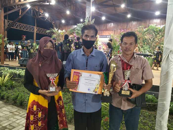 JUARA : Perwakilan PAI Tala yang mengikuti  POS 2021 di Pantai Holtekamp Jayapura. | Foto : Diskominfo