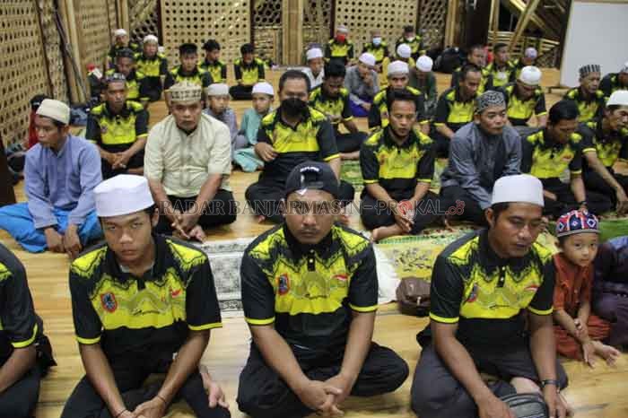 PELEPASAN: Para paralimpian Kalsel diajak salat hajat dan doa bersama di Masjid Bambu, Kiram Park demi kesuksesan meraih prestasi di Peparnas XVI 2021 Papua, 2-15 November.