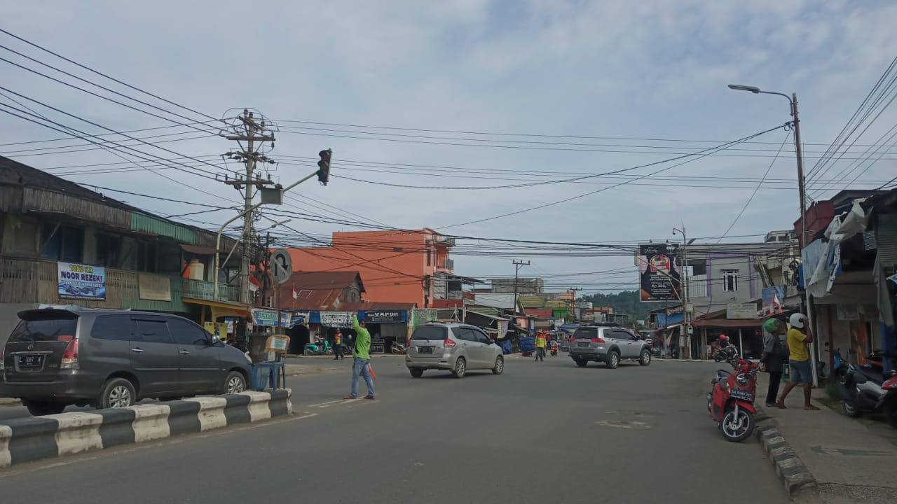 Lampu merah di Simpang Empat Tanah Bumbu rusak, alat baru sedang dipesan Dishub