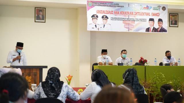 PRODUK: Pemkab Tanah Bumbu menggelar sosialisasi HAKI kepada pelaku ekonomi kreatif di daerah ini.