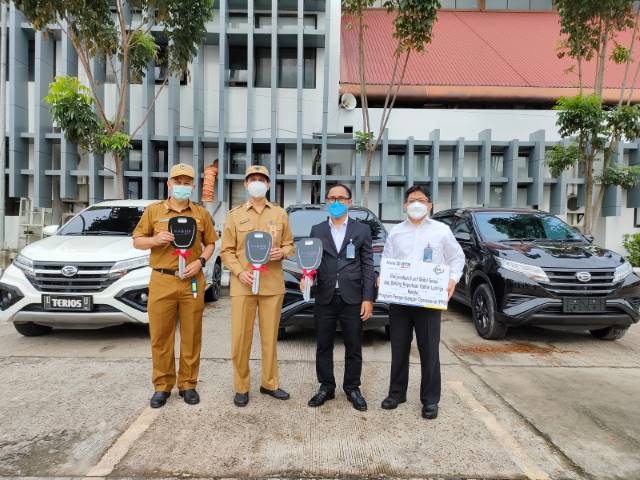 BANTUAN: BTN Banjarmasin menyerahkan bantuan PPO kepada RS Ansari Saleh