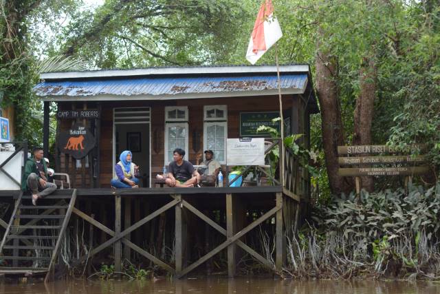 PUSAT KONSERVASI: Inilah stasiun riset dan konservasi bekantan dan mangrove di Pulau Curiak. | FOTO: WAHYU RAMADHAN/RADAR BANJARMASIN