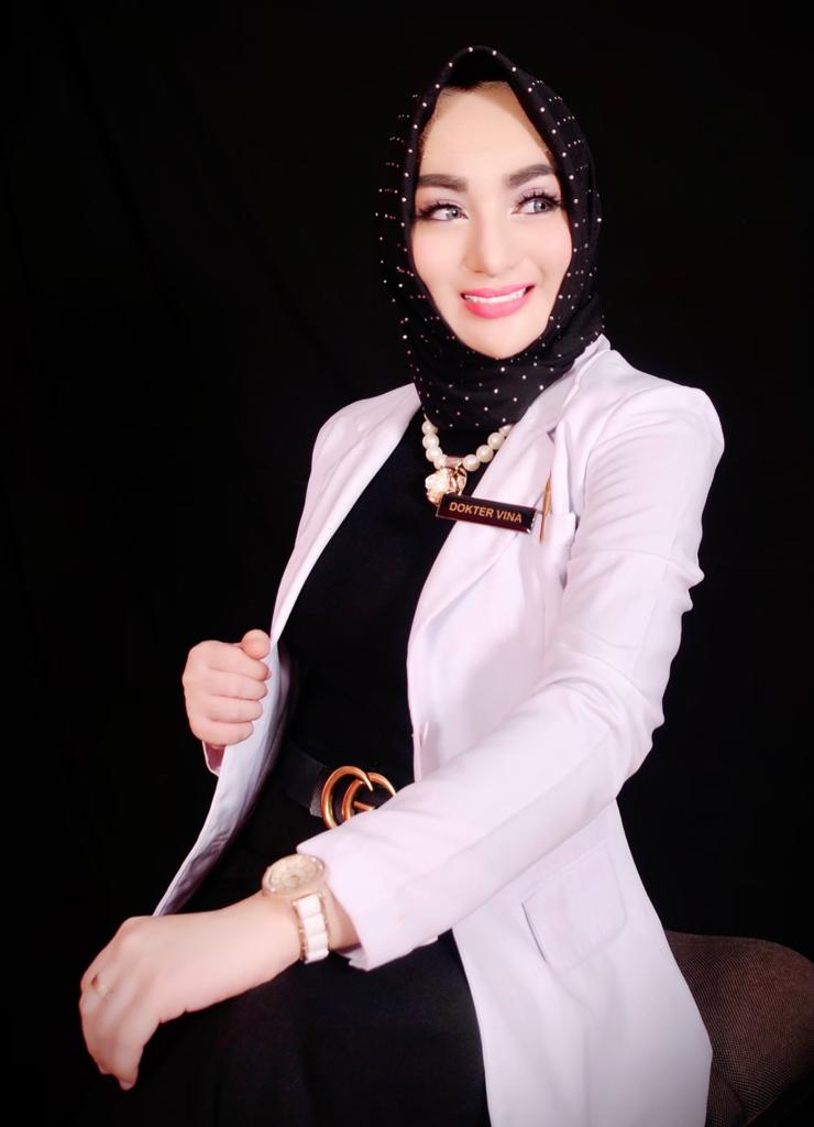 Dr. dr. Vina Ariesta Dewi