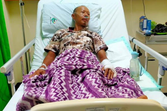 KORBAN: Fauzi terbaring di RSUD Ansari Saleh. FOTO: MAULANA/RADAR BANJARMASIN