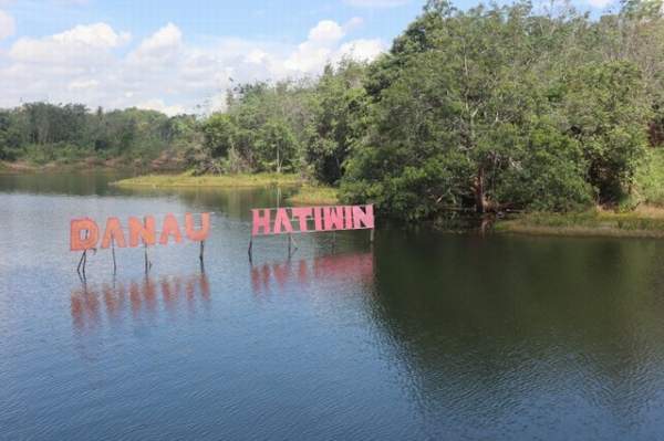 DANAU WISATA: Danau Hatiwin hanya berjarak sekitar 20 kilometer dari Rantau. FOTO : RASIDI FADLY/RADAR BANJARMASIN