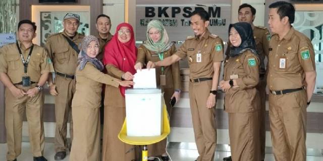 CACAH: BKPSDM Tanbu musnahkan ribuan arsip yang sudah tidak terpakai lagi.