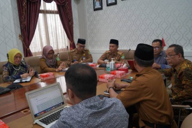 KAJIAN: Suasana ekspose antara perguruan tinggi dan pemerintah daerah dalam menggali potensi PAD di Tanbu.