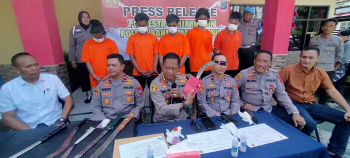 TERUNGKAP: Para pelaku pengeroyok Muhammad Ferdi Ramadhan hingga tewas, satu persatu dibekuk. | FOTO: MAULANA/RADAR BANJARMASIN