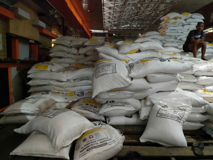 HARGA: Harga gula yang semakin mahal di pasaran