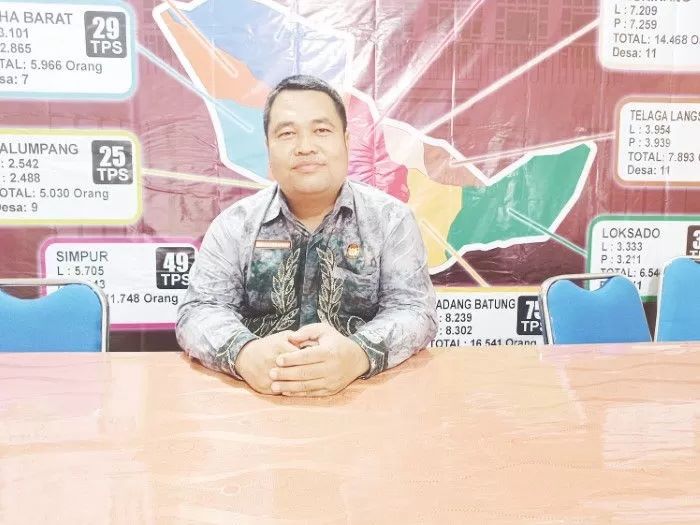 Padilaturrahman, Anggota KPU HSS Divisi Teknis Penyelenggaraan. (FOTO SALAHUDIN/RADARBANJARMASIN)