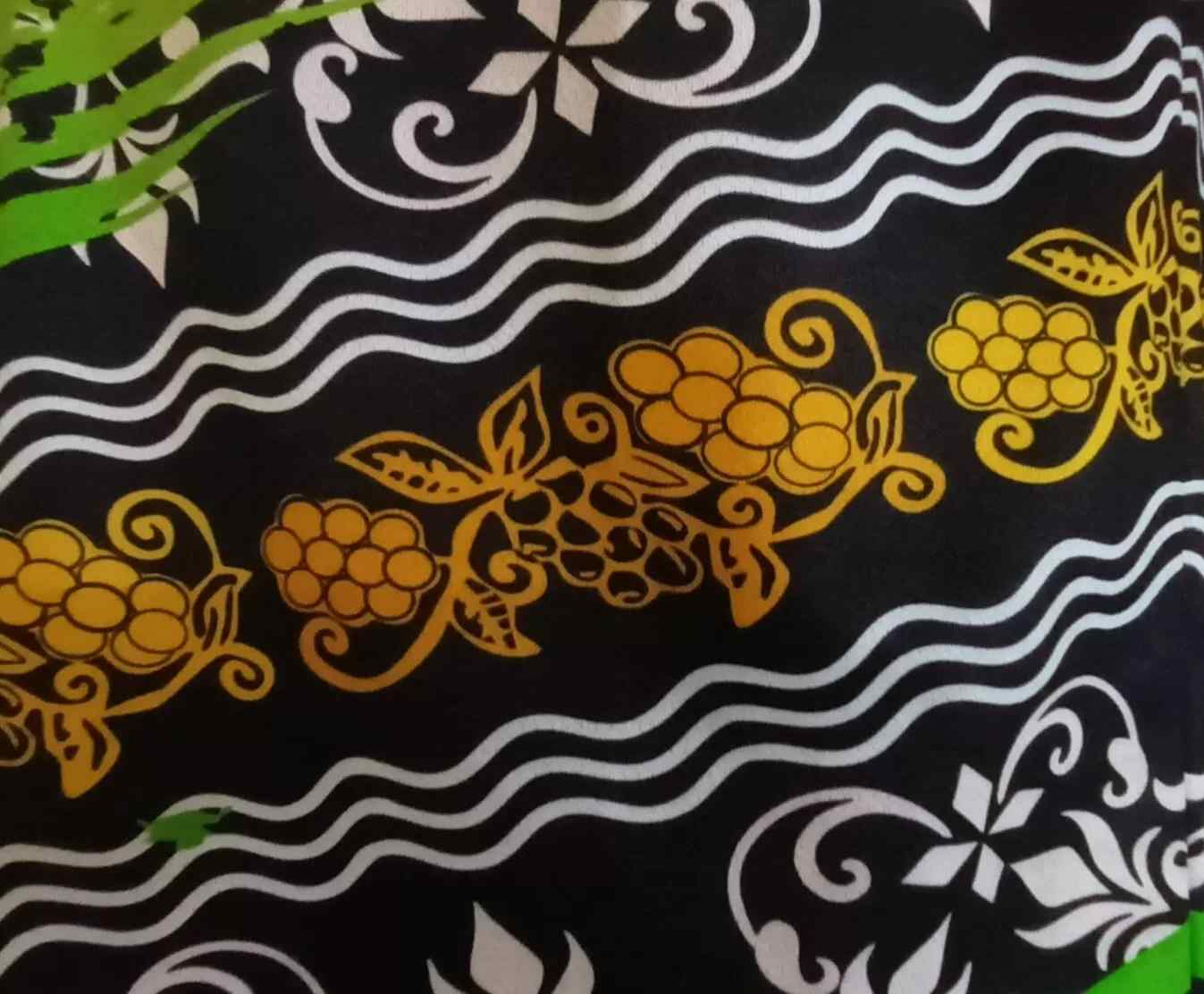 MOTIF LANGSAT: Motif Batik Kebersamaan atau batik khas milik Tabalong.