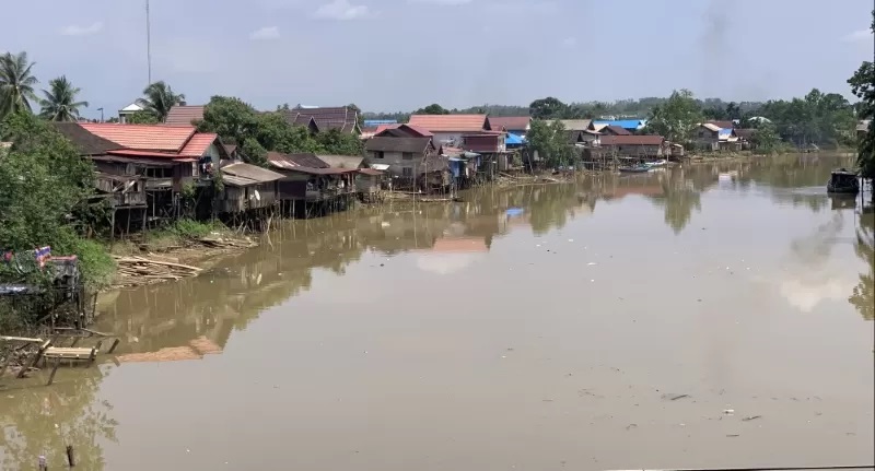 RAWAN BANJIR: Daerah Aliran Sungai (DAS) Satui masuk wilayah pemetaan BPBD Tanah Bumbu untuk daerah rawan banjir. (FOTO: ZULQARNAIN/RADAR BANJARMASIN)