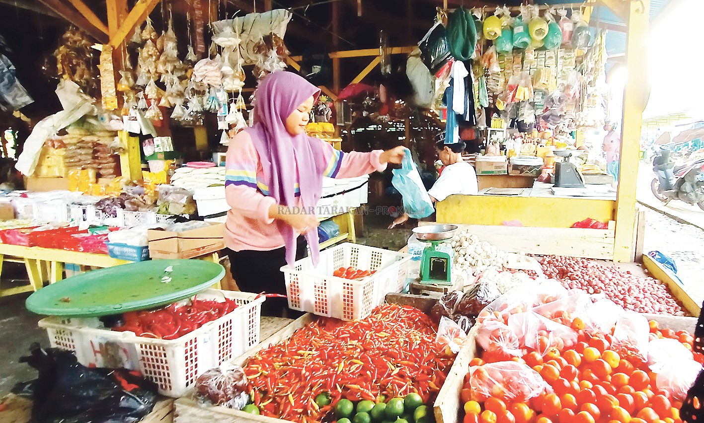 LEBIH TERTATA: Agar kualitas pelayanan, lingkungan dan retribusi pasar tertata dengan baik, Bagian Perekonomian Pemkot Tarakan mewacanakan pembentukan Perumda Pasar khusus menangani sector perpasaran di Kota Tarakan.