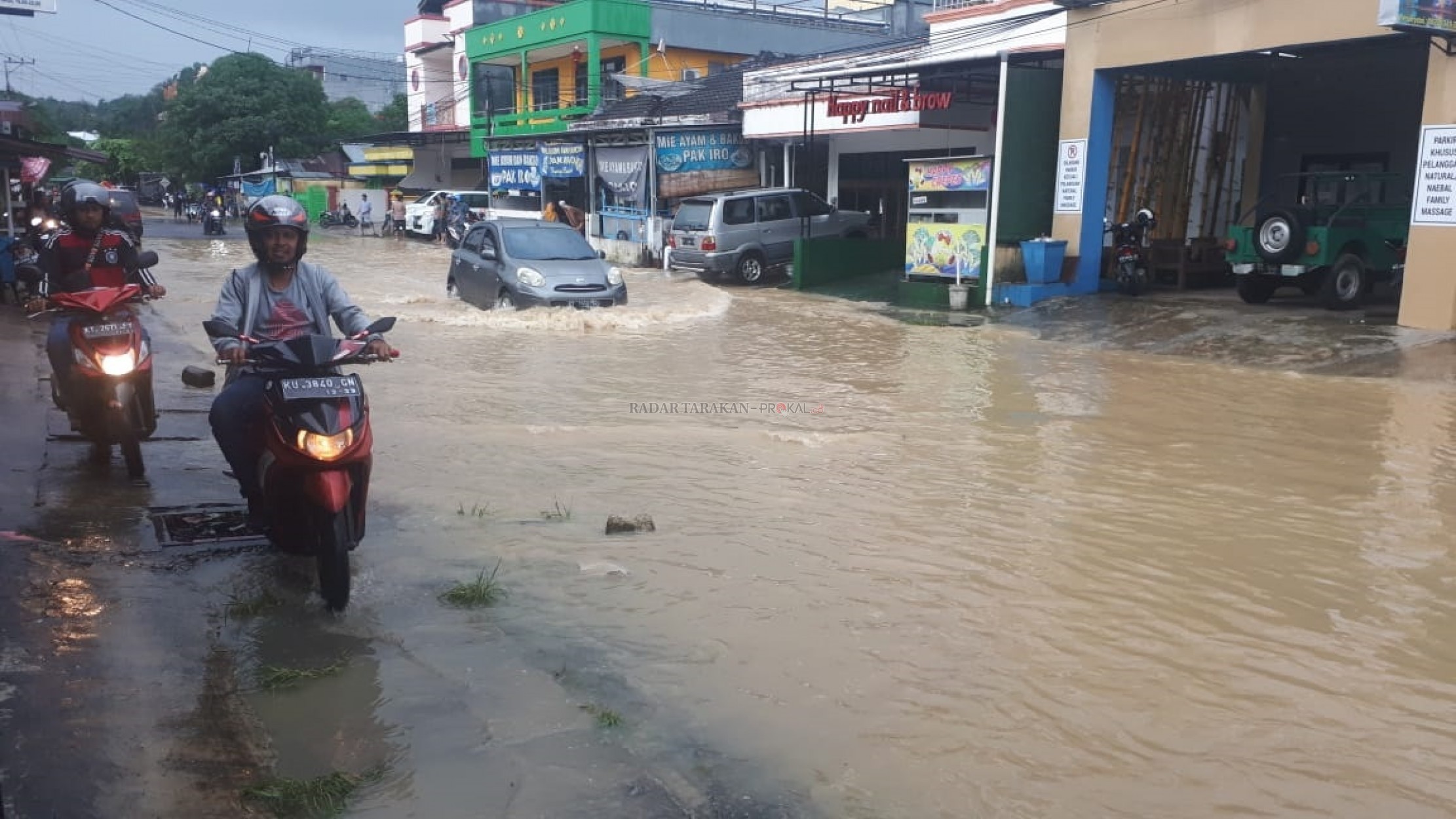 Genangan usai hujan melanda Tarakan.