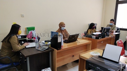 DIPERPANJANG: Work from home abdi negara di Pemkab KTT diperpanjang hingga 4 Juli. Namun, ASN diminta tetap maksimal melayani masyarakat selama bekerja di rumah, Senin (22/6)./RIKO/RADAR TARAKAN