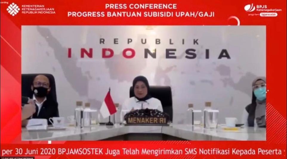 PENYERAHAN: Press conference penyerahan data Bantuan Subdisi Upah Gelombang III oleh BPJAMSOSTEK kepada Kemenaker. FOTO: IST
