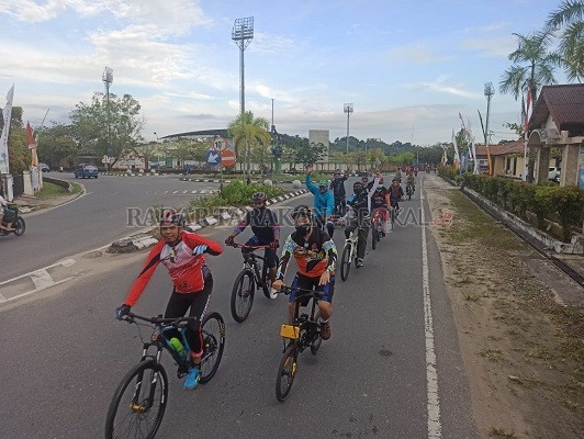 SEHAT LAGI: Aktivitas Gobar kembali dilaksanakan besok sore, dengan titik kumpul di area Stadion Datu Adil./Bankdata Radar Tarakan