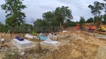 AGAR RAMAH LINGKUNGAN: Lokasi pemakaman pasien Covid-19 yang meninggal dunia di Tarakan Utara ditata Pemkot Tarakan./IFRANSYAH/RADAR TARAKAN