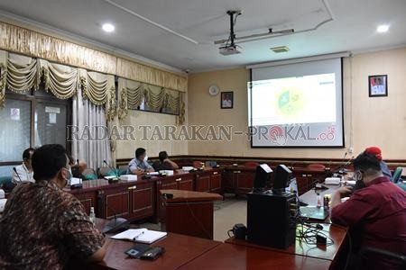 PERTANAHAN: Konflik pertanahan menjadi diserahkan ke pemerintah daerah untuk menyelesaikan berbagai persoalan agraria./PIJAI PASARIJA/RADAR KALTARA