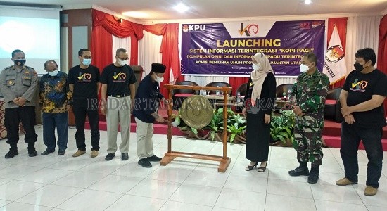 RESMI: Ketua KPU Kaltara me-launching aplikasi sistem informasi