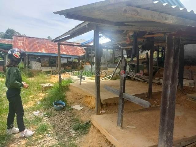 TERLIHAT PADAT: Salah satu tempat pemakaman umum di Kabupaten Malinau. FOTO: HADI ARIS ISKANDAR/RADAR KALTARA