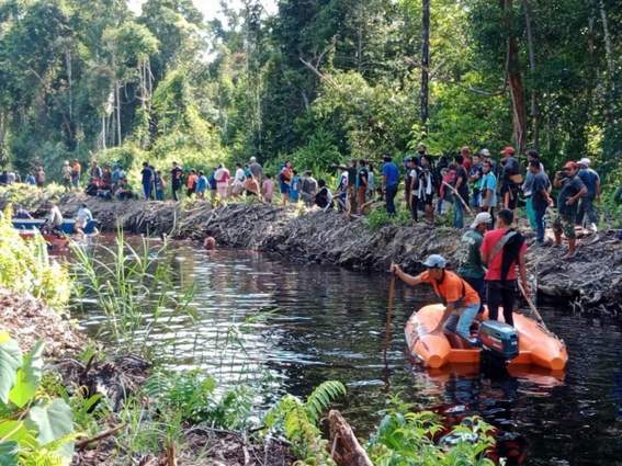 PENYISIRAN: Potensi dan tim gabungan pencarian, masih melakukan proses pencarian satu korban yang diterkam buaya, di Sesayap. FOTO: DOKUMENTASI BASARNAS TARAKAN