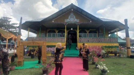 HADI ARIS/RADAR TARAKAN  KEBUDAYAAN: Balai Adat Tidung beralamat di Desa Malinau Seberang, Kecamatan Malinau Utara. 