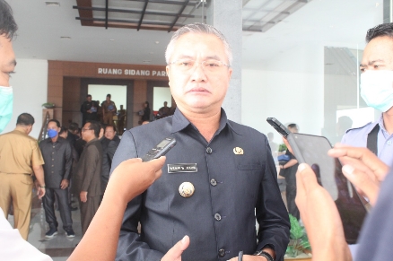 HADI ARIS ISKANDAR/RADAR TARAKAN  Bupati Malinau, Wempi Wellem Mawa