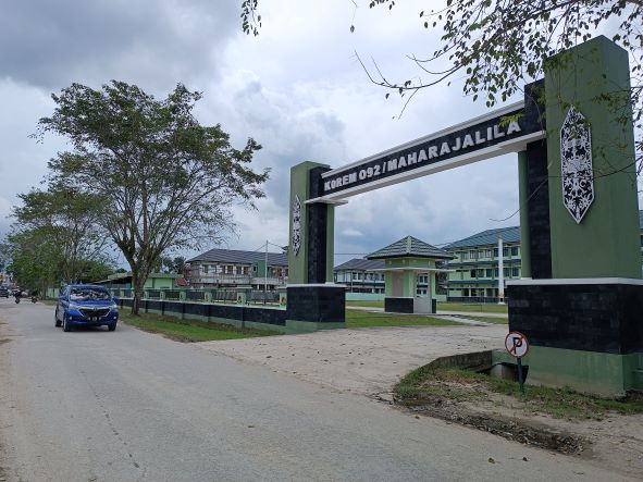 SATUAN TERITORIAL: Perlengkapan Balak Aju di Korem 092/Maharajalila jadi atensi.