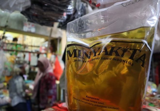 MELEBIHI HET: Masih ditemukan pedagang menjual Minyakita melebih harga eceran tertinggi di Kaltara.
