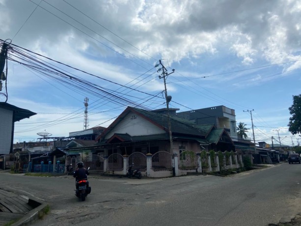BERAWAN: Adanya perubahan angin yang cenderung dari timur membuat cuaca di Kota akan lebih cenderung berawan. FOTO: ELIAZAR/RADAR TARAKAN