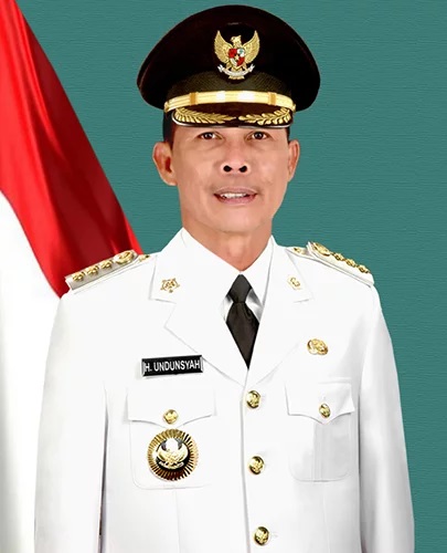Undunsyah saat menjabat sebagai Bupati KTT