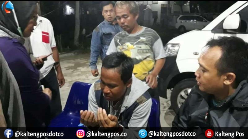 Anang dengan terisak menceritakan peristiwa tragis yang menimpa adiknya hingga meregang nyawa, Kamis malam (9/1/2020)