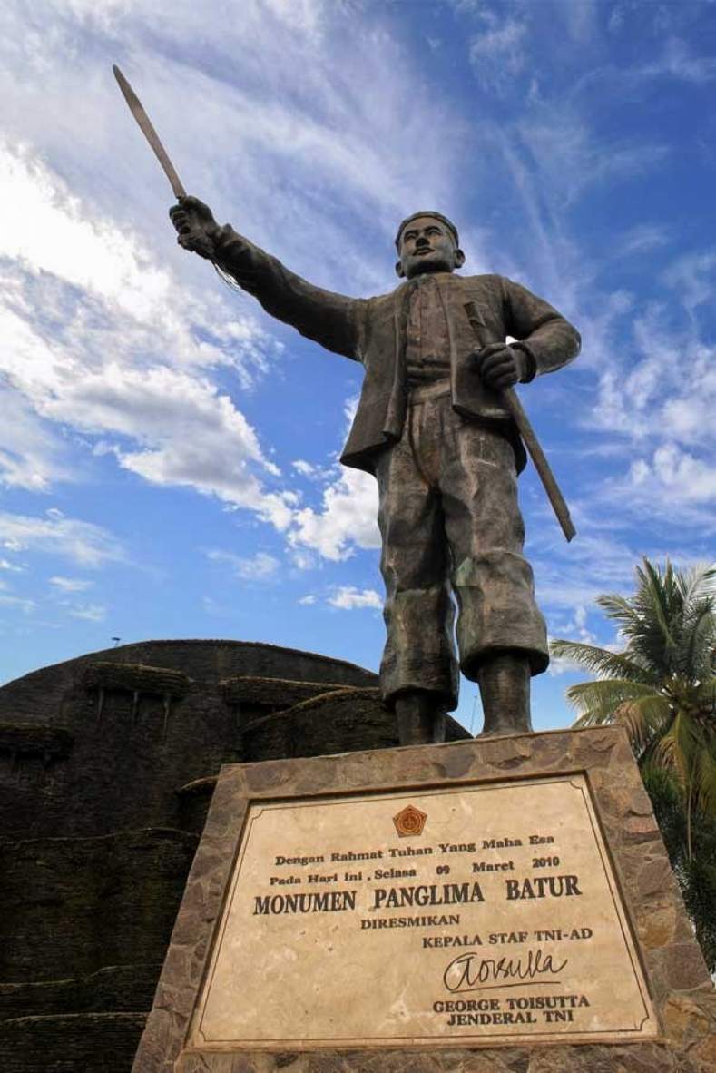 Tugu Panglima Batur