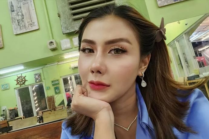 Rey Utami (Instagram reyutami)