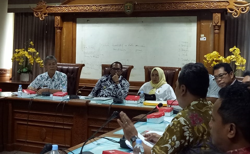 Wabup Bersama Rupiansyah dan Rita.(Foto: Wahyu Humas)
