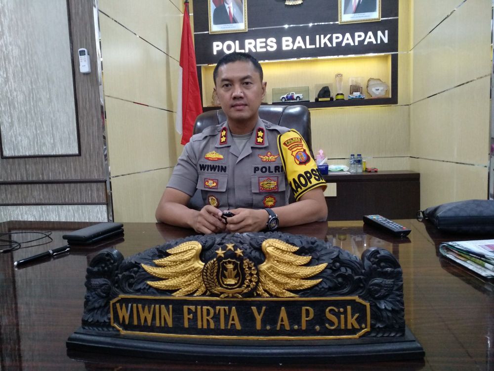 Selamat bertugas di tempat baru, Pak Wiwin Firta.  (foto: wawan/prokal)