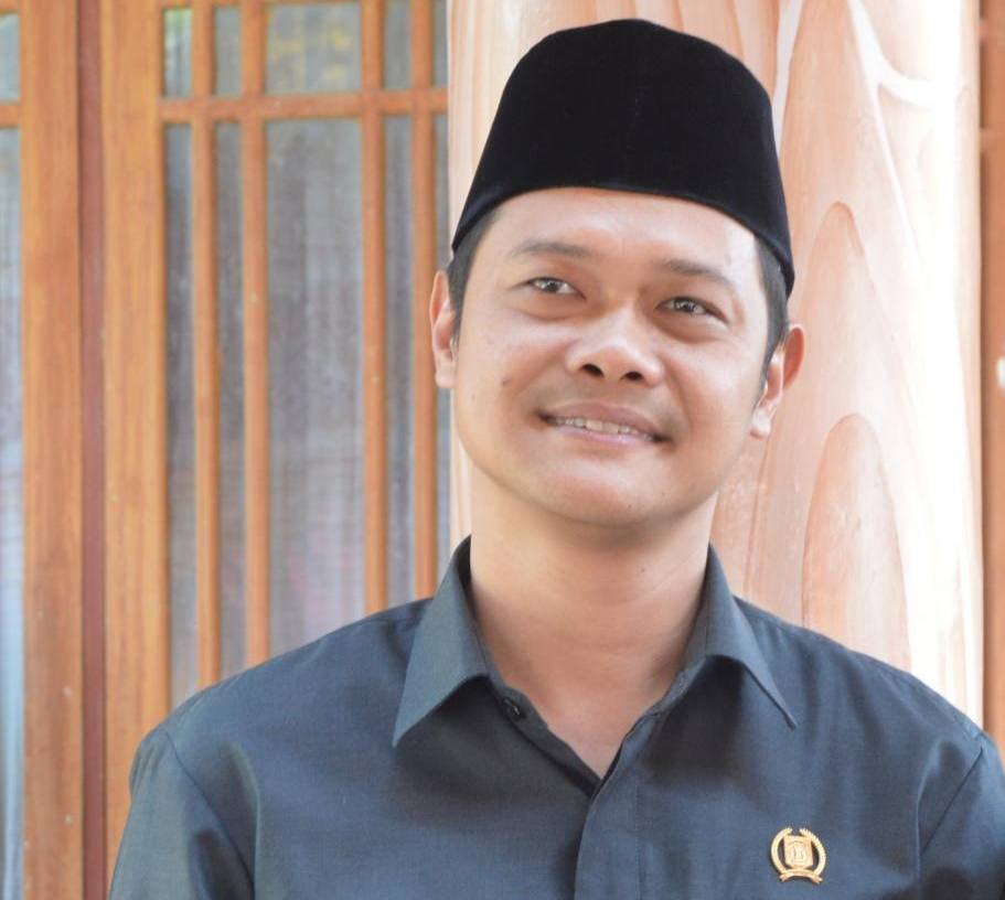 Ketua DPRD Paser Hendra Wahyudi