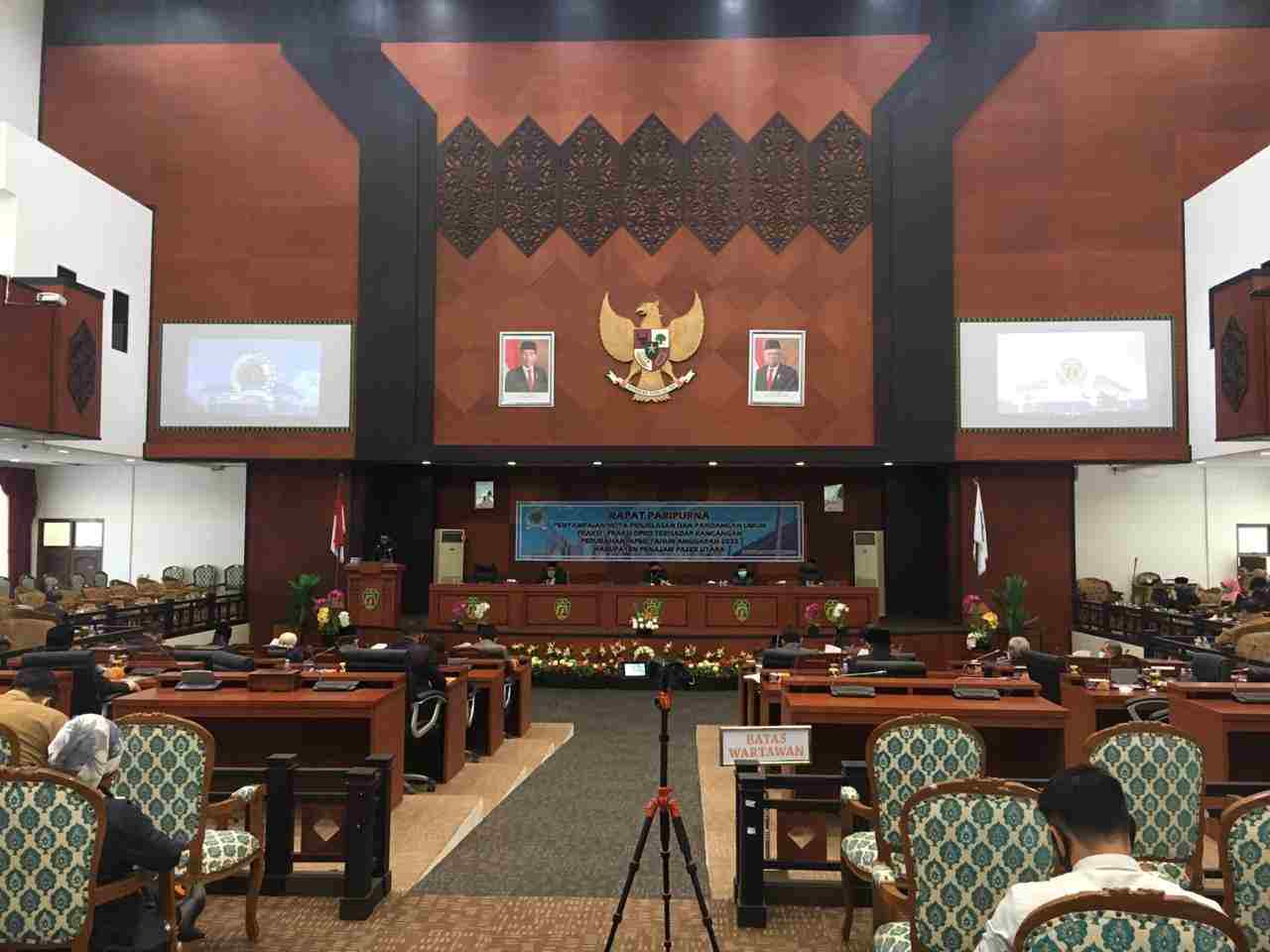TAHAPAN PEMBAHASAN: DPRD PPU gelar rapat paripurna penyampaian nota penjelasan dan pandangan umum fraksi-fraksi DPRD terhadap rancangan APBD Perubahan 2020.