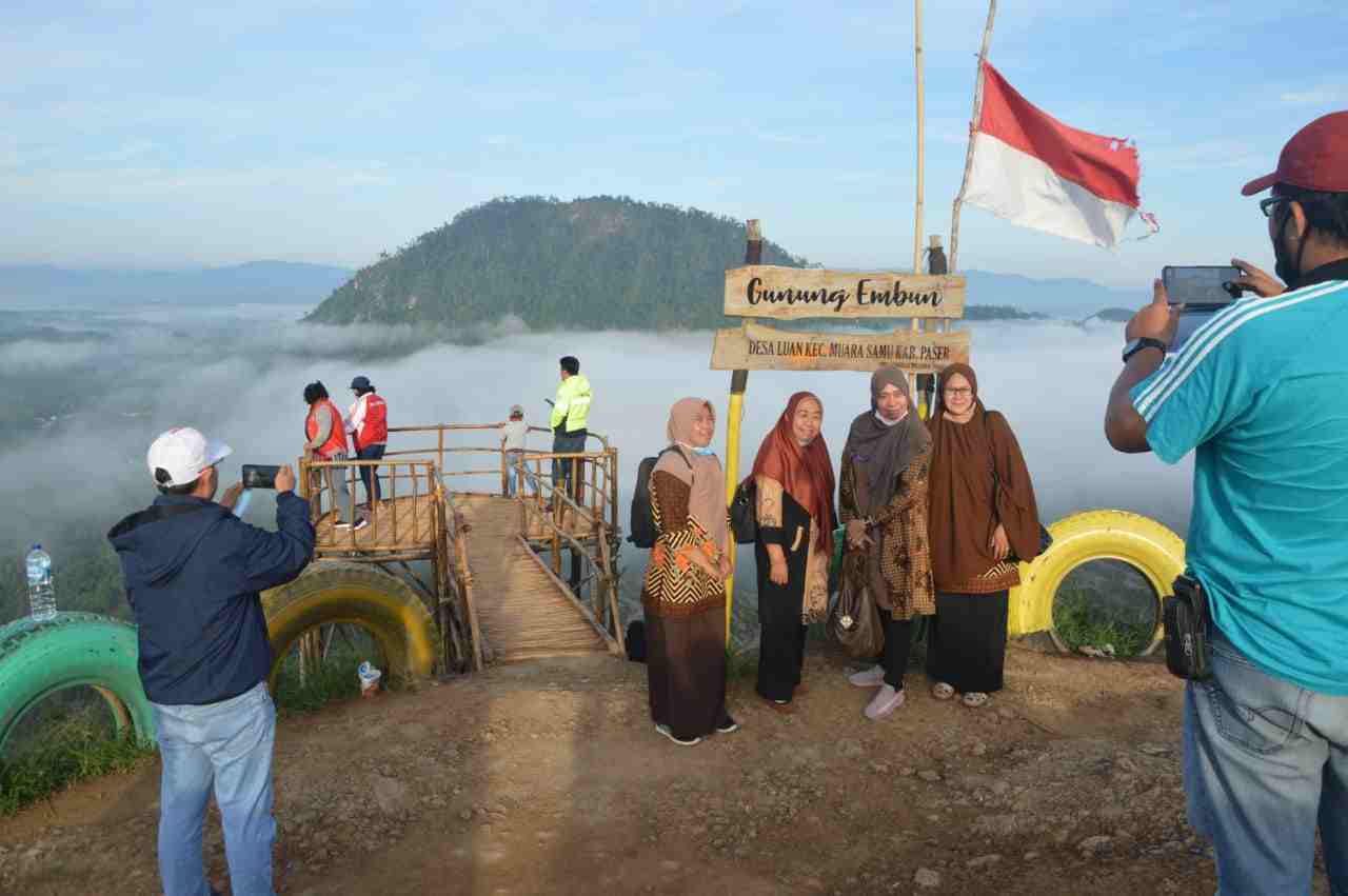 WISATA POPULER: Wisata Gunung Boga tiap akhir pekannya selalu dipenuhi pengunjung dari berbagai daerah.