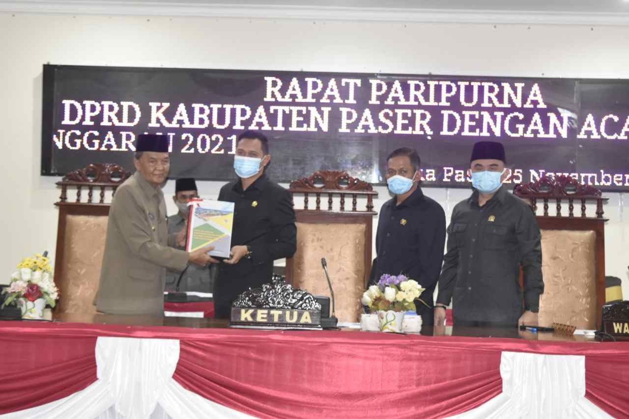 SELANGKAH LAGI: DPRD Paser menggelar paripurna penjelasan nota keuangan dari TAPD Paser, Rabu (25/11).