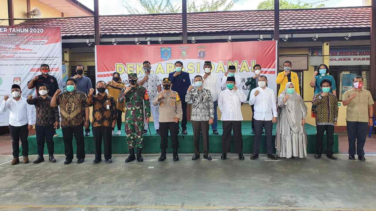 PILKADA DAMAI: Seluruh Paslon dan penyelenggara Pikada Paser 2020, menyatakan deklarasi damai di Polres Paser, Jum