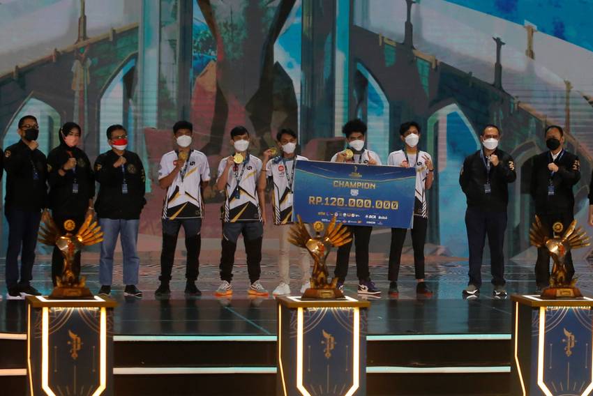 JUARA : RRQ Ryu sukses menggondol gelar juara cabang PUBG Mobile, Piala Presiden Esports 2021.