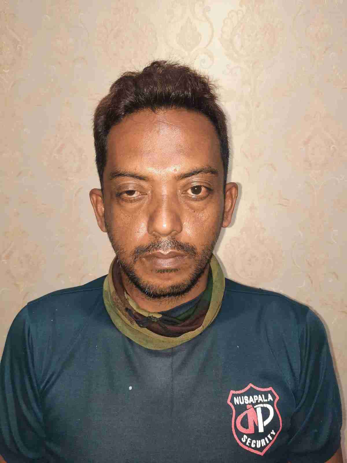 TR saat ditangkap anggota Kepolisian Sektor Balikpapan Utara.