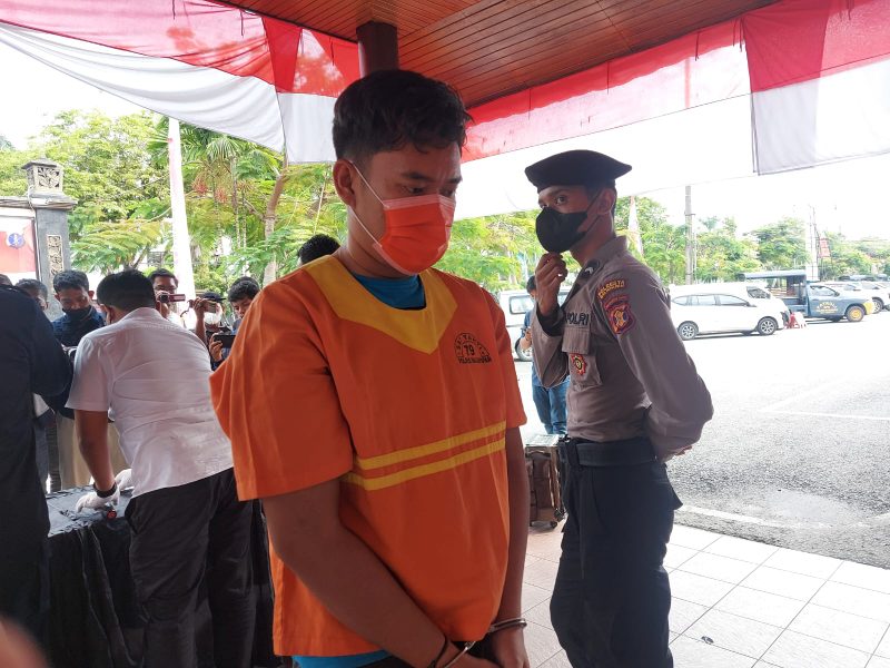 Kepada wartawan, RS mengakui sudah berulang kali membobol koper di Bandara SAMS Sepinggan Balikpapan.