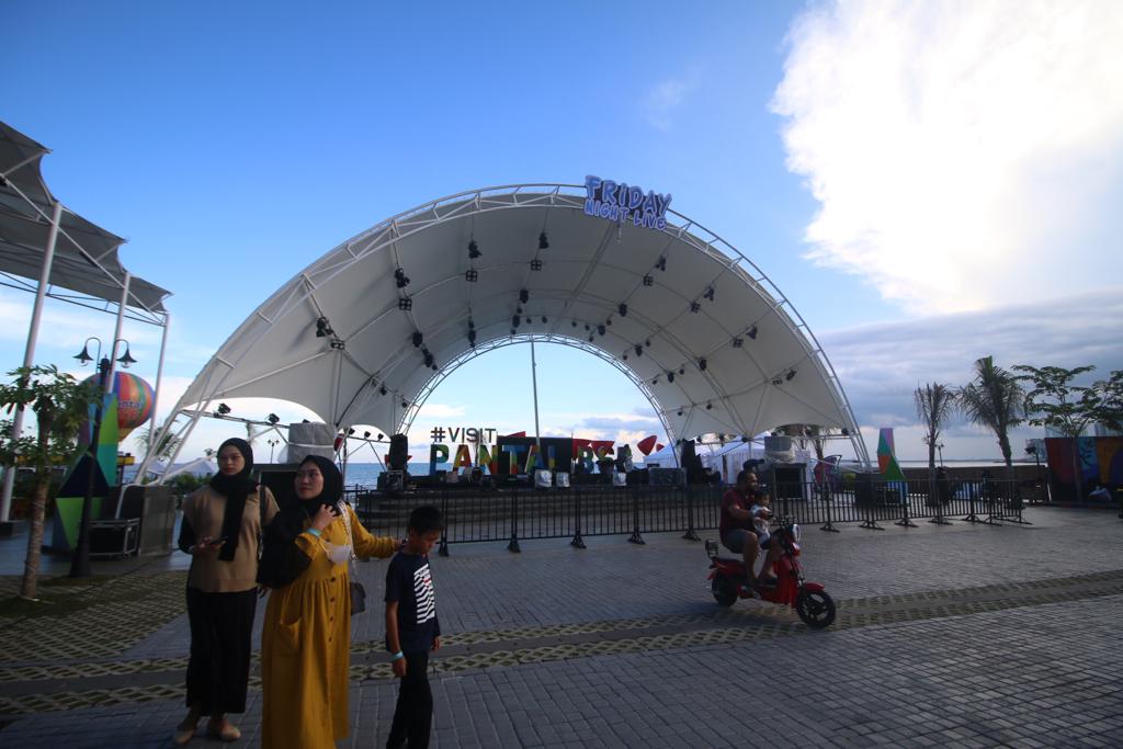 Manajemen Pantai BSB memastikan menunda konser RAN yang dijadwalkan digelar Jum