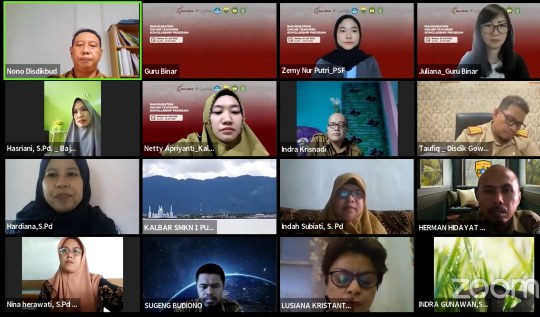 Layar Tangkap Acara Inaugurasi Online Teacher Scholarship Program secara daring (26/7).