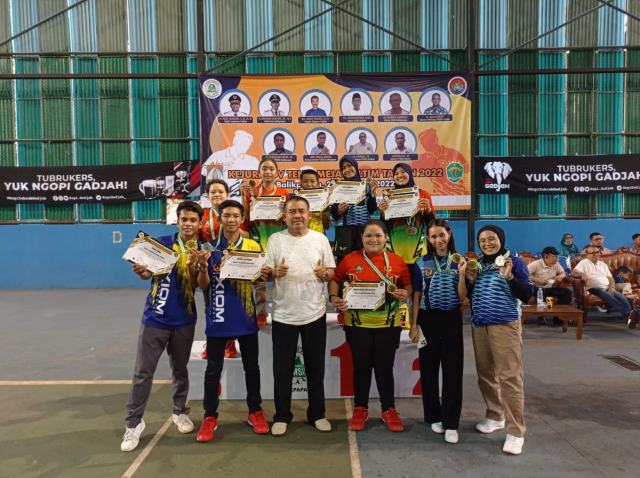 Mengoleksi empat emas, tiga perak dan satu perunggu, Kabupaten Kukar keluar sebagai juara umum pada Kejurprov Tenis Meja Kaltim di Balikpapan, 25-30 Juli.