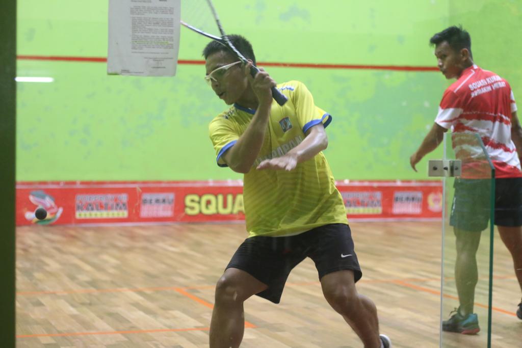 Persaingan antara Balikpapan dan Kukar di cabor squash bakal mencapai puncaknya di dua nomor tersisa, yakni ganda putra dan beregu campuran.  (Foto : Anggi Pradhita)